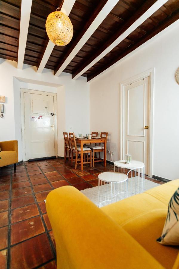 Alohamundi Alcazares Sevilla Buitenkant foto